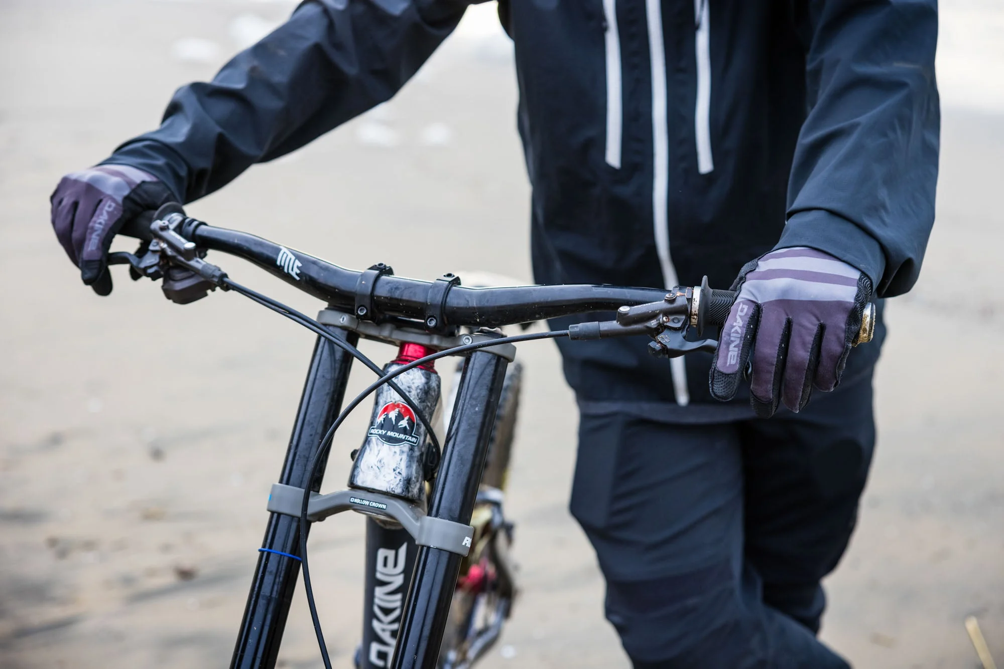 Thrillium Bike Glove - Image 4