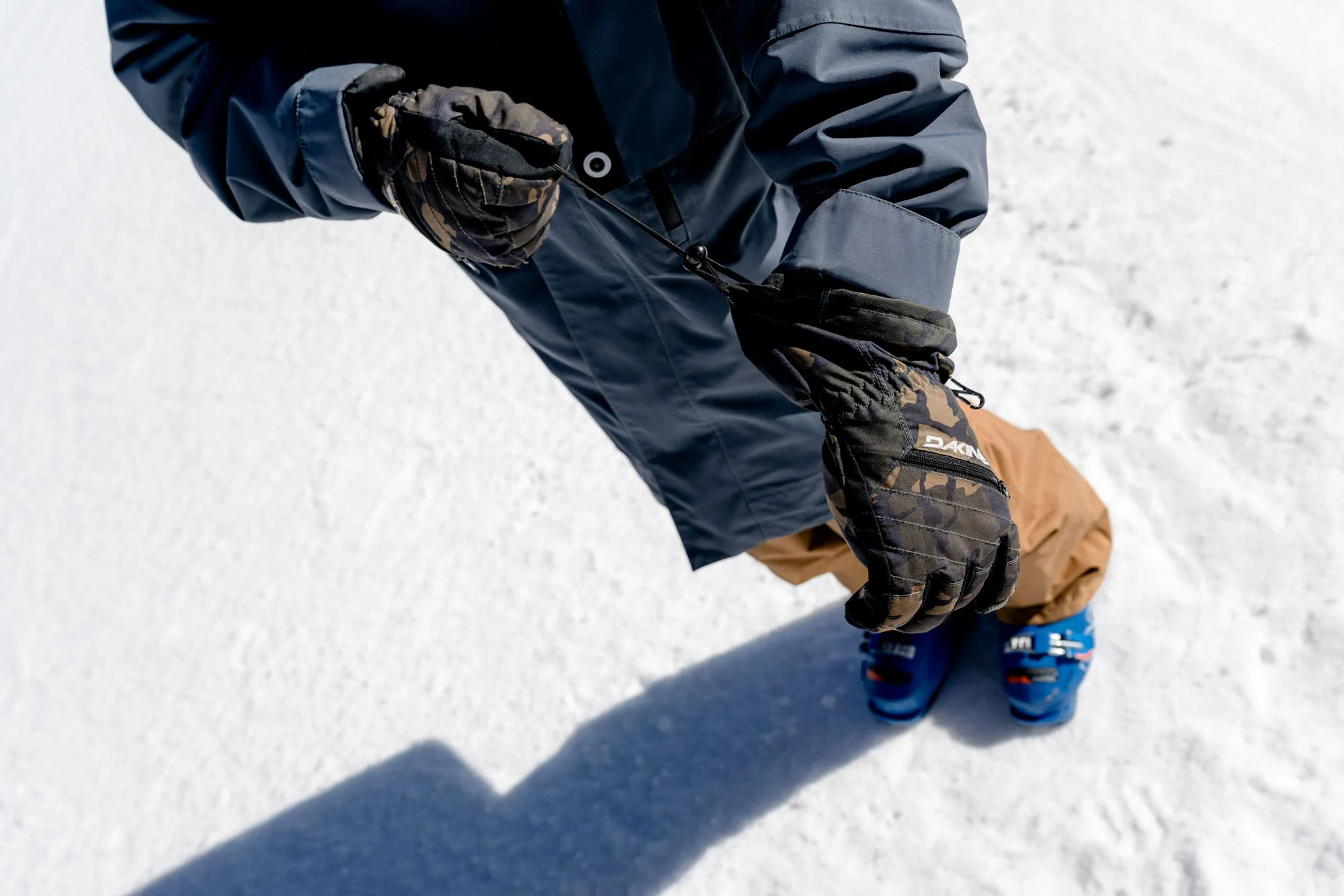 Tracker Glove - Youth - Image 15