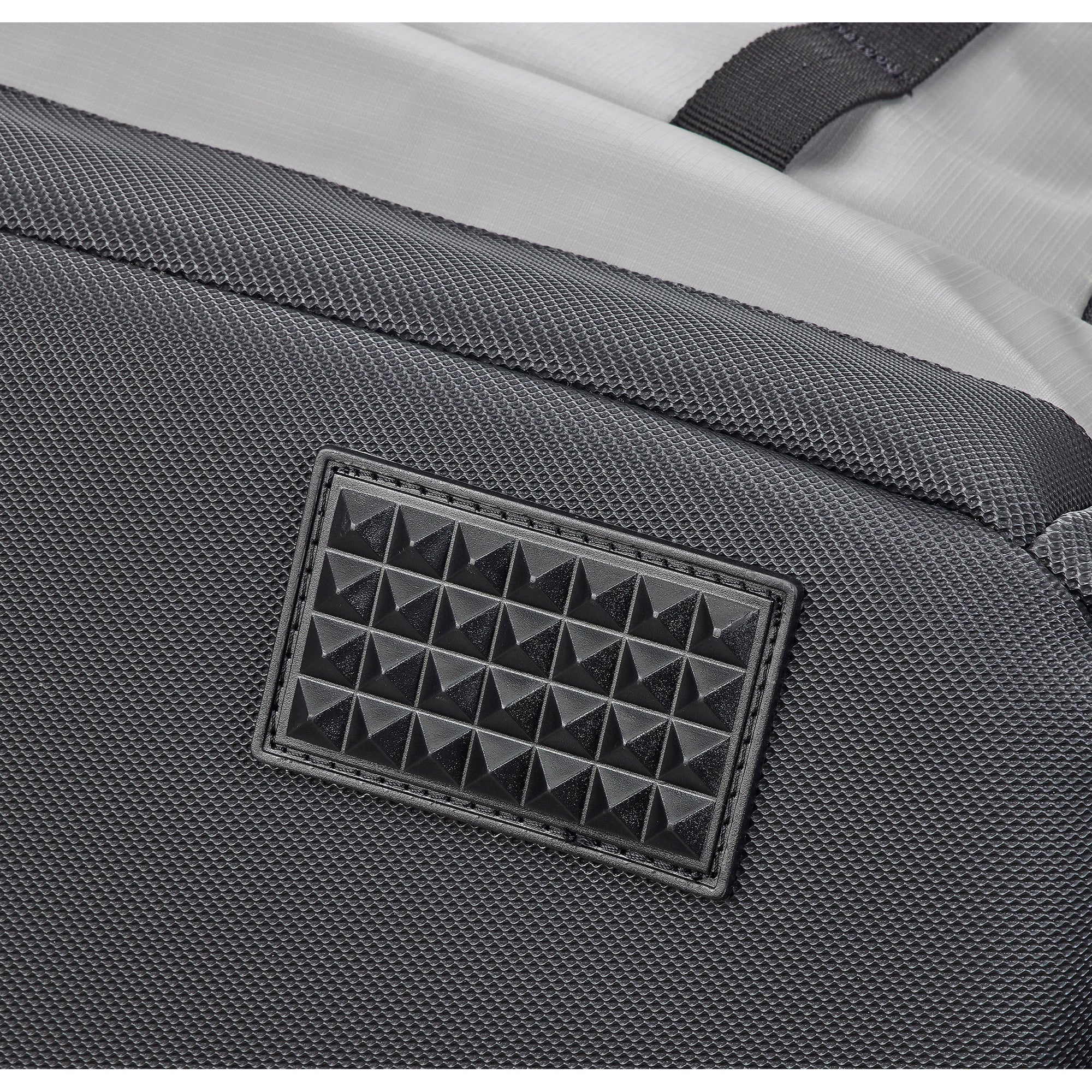 Ulua 60L Fish Pack - Image 4